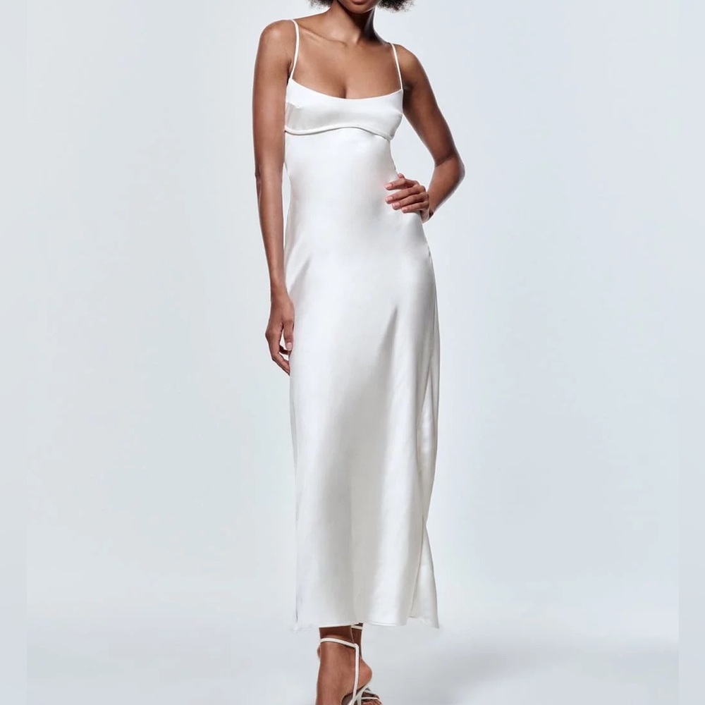 Zara - SATIN EFFECT CUT OUT DRESS SMALL